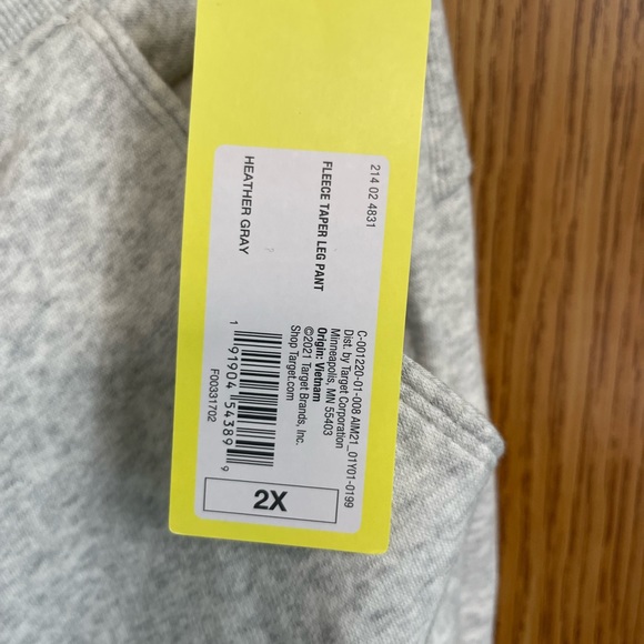 All in Motion Woman’s Heather Grey Sweats 2x NWT - Picture 2 of 8